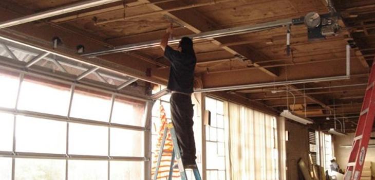 commercial garage door repair in San Marino